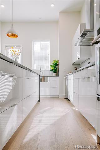 Building Photo - 5125 W 29th Ave