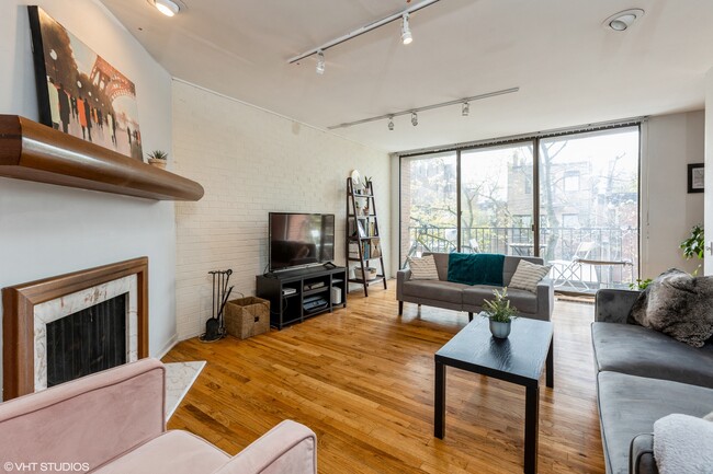Foto del edificio - 441 W Grant Pl