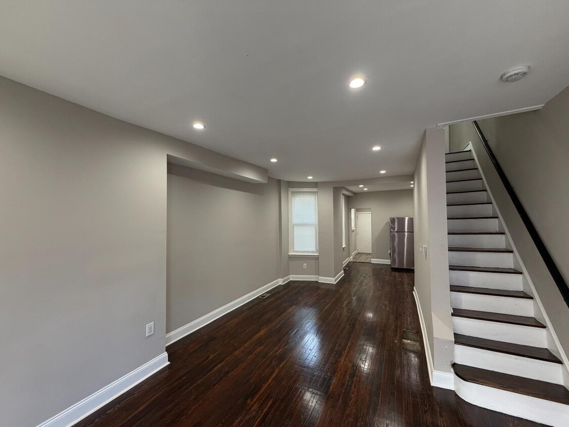 Photo - 2934 N Taylor St