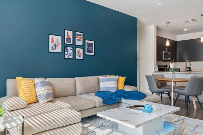 Foto del edificio - 711 W Broadway Rd