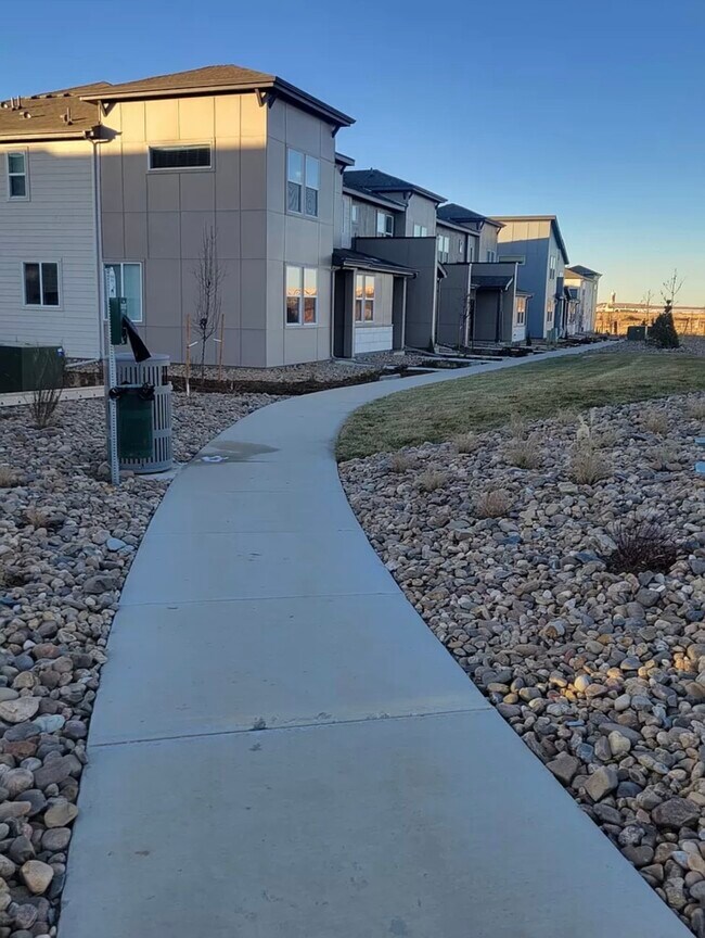 Foto del edificio - 6529 N Dunkirk St