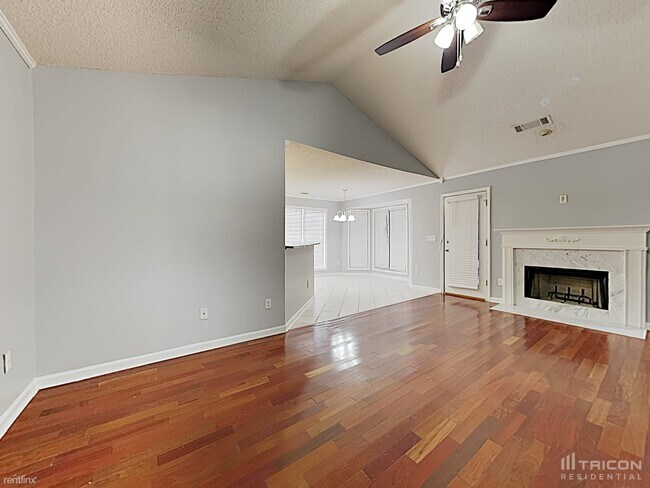 Building Photo - 180 Shenandoah Dr
