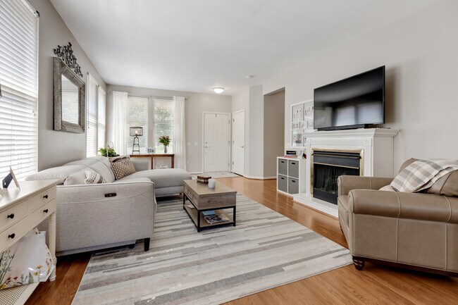 Building Photo - 13149 Shirley Ln