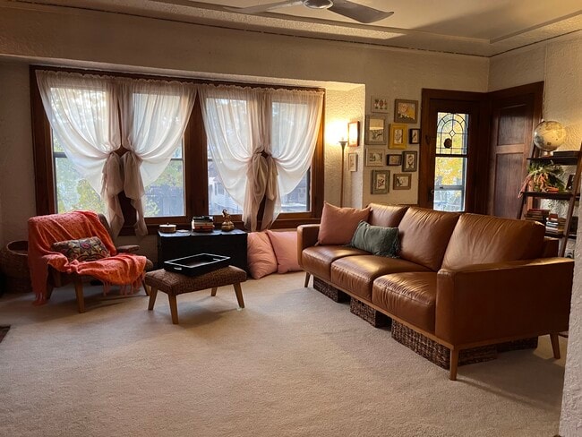 Foto del edificio - 2350 N 58th St