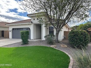 Building Photo - 2653 E Canyon Creek Dr