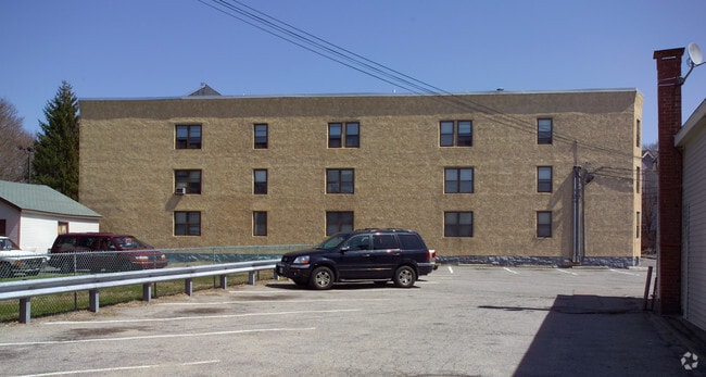 Building Photo - 205 Whittenton St