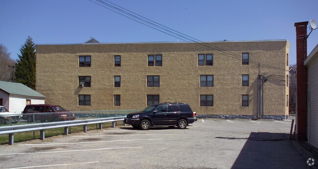 Foto del edificio - 205 Whittenton St