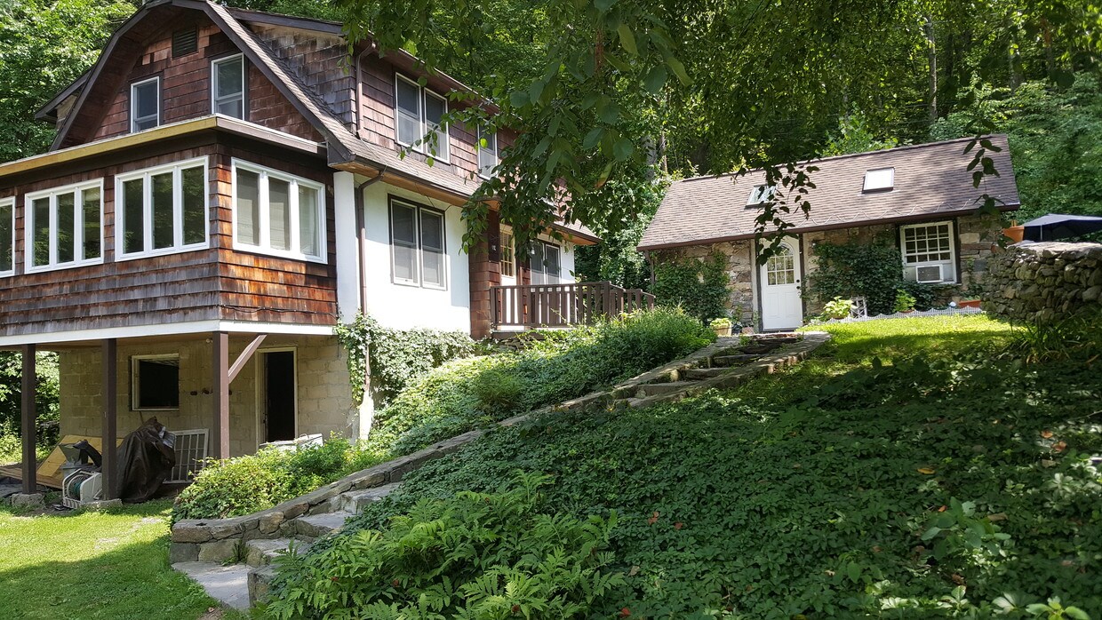 1014 King Ln, Brewster, NY 10509 Apartments in Brewster, NY