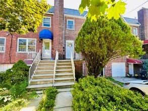 Building Photo - 1754 Seminole Ave