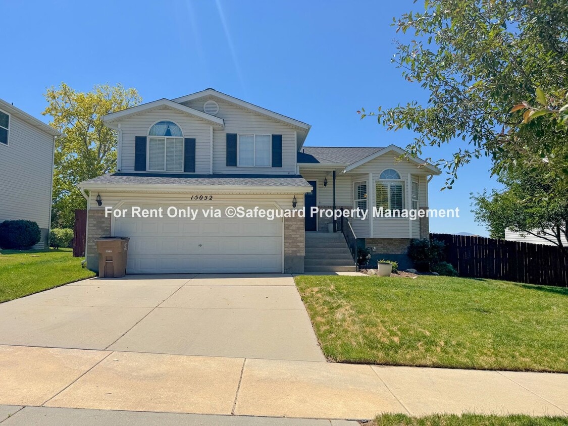 Wonderful Draper East Bench Home with Gorgeous Valley Views - Wonderful Draper East Bench Home with Gorgeous Valley Views