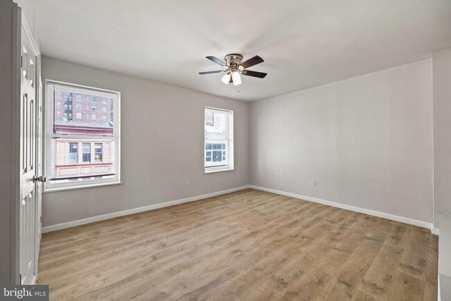Building Photo - 42 S 19th St