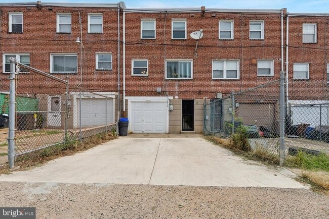 Building Photo - 7816 Fayette St