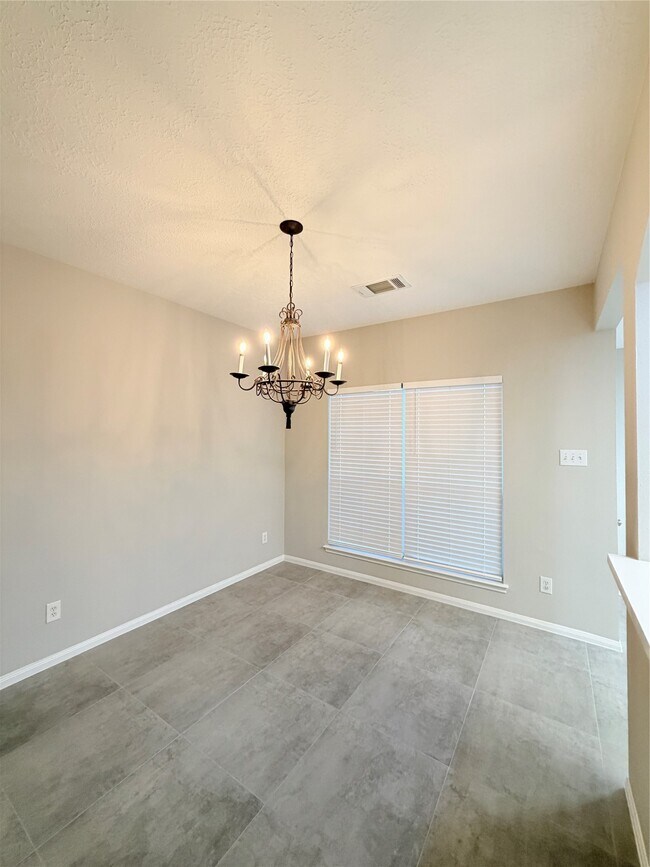 Foto del edificio - 5730 Landon Creek Ln