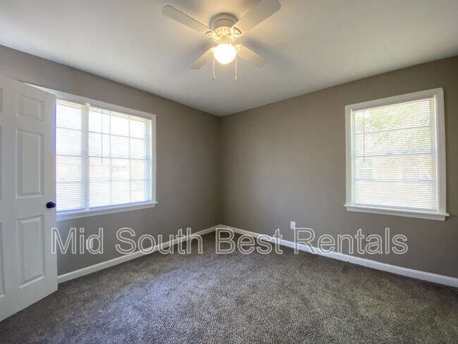 Building Photo - 5132 Gill Rd