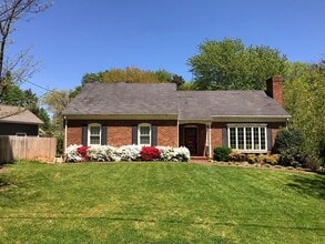 Building Photo - 404 Biltmore Ave