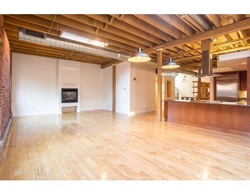 Foto del edificio - 111 Beach St