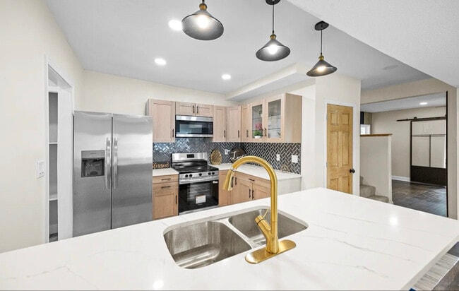 Foto del edificio - 4146 Benton Blvd
