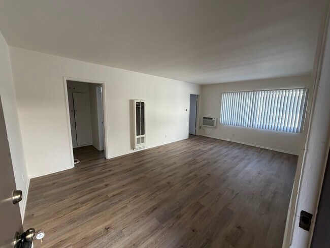 Foto del edificio - 267 S Madison Ave