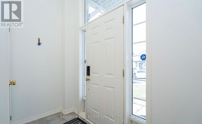 Photo du bâtiment - 25 Dreamcrest Ct