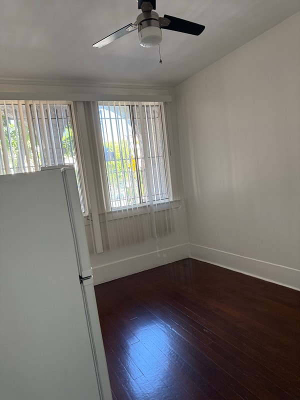 Photo - 1114 N Poinsettia Pl (West Hollywood, CA) Apartment