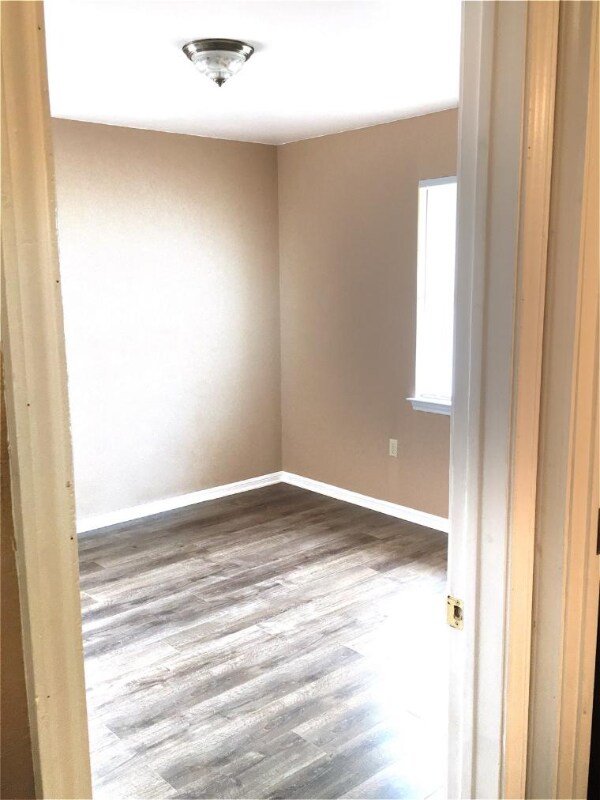 802 Industrial Ave, Copperas Cove, TX 76522 Room for Rent in Copperas