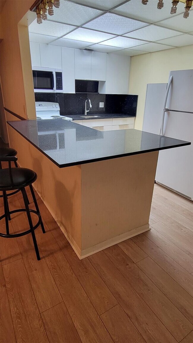 Foto del edificio - 151 SW 135th Terrace