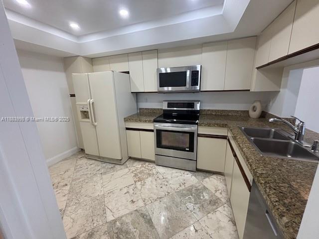 Foto del edificio - 520 Brickell Key Dr