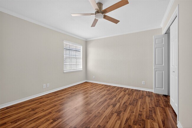 Foto del edificio - 1221 Cedar Post Ln