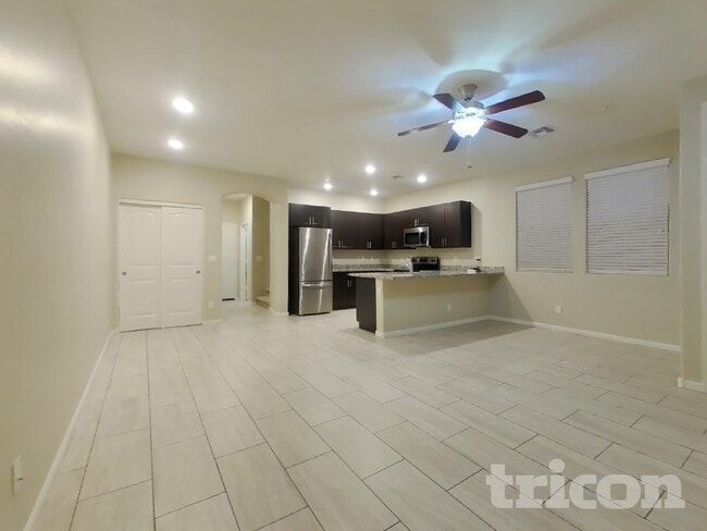 Foto del edificio - 12576 W Lindbergh Dr