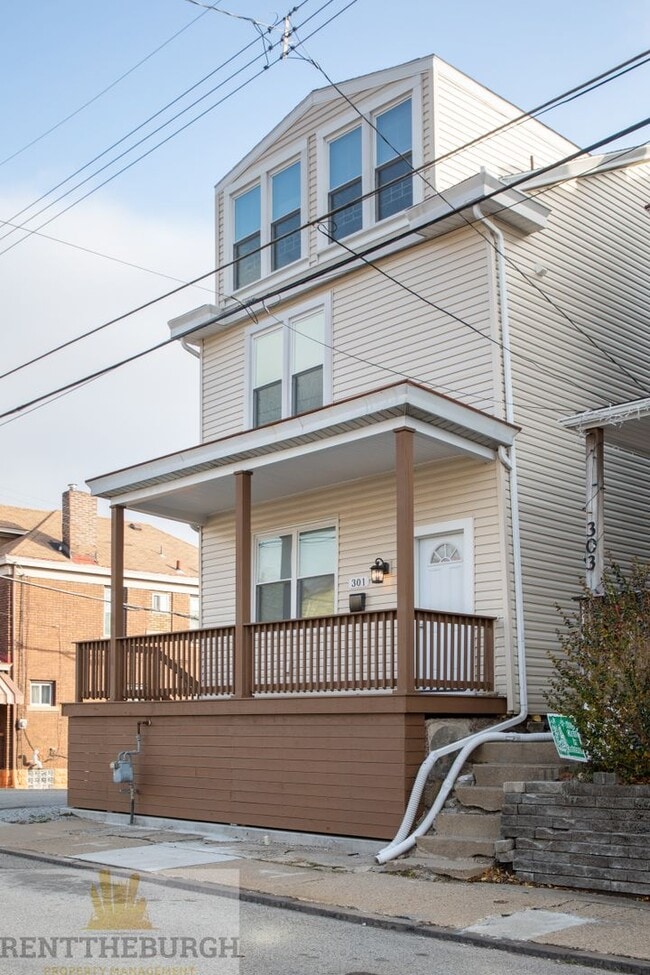 Updated 4BR House with 2 full baths and yard! - Updated 4BR House with 2 full baths and yard!
