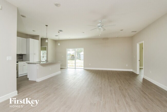 Foto del edificio - 664 Weaver Rd SW