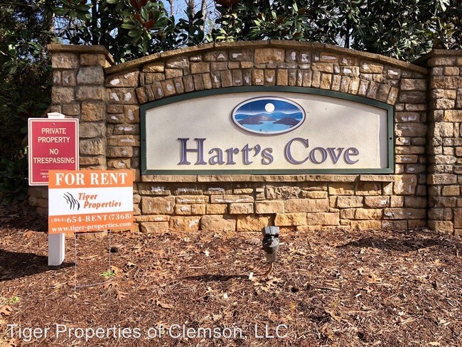 Foto del edificio - 4 br, 4 bath Apartment - 1012 Harts Cove Way