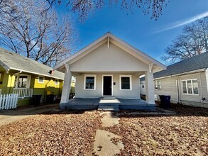 Building Photo - 5605 Virginia Ave