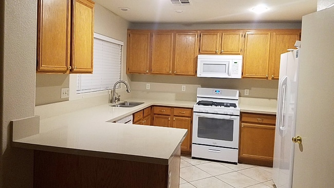 Foto del edificio - 6324 Eldorado Pines Ave