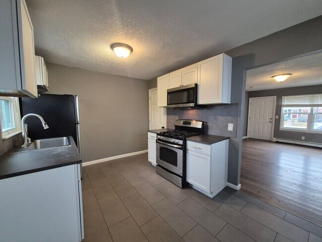 Foto del edificio - 413-415 N Penn Ave