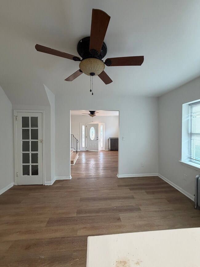 Foto del edificio - 313 E Eleanor St