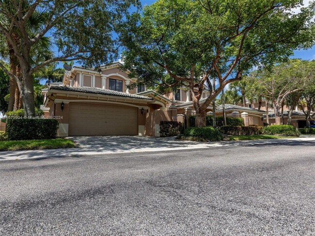 Foto del edificio - 2799 Center Ct Dr
