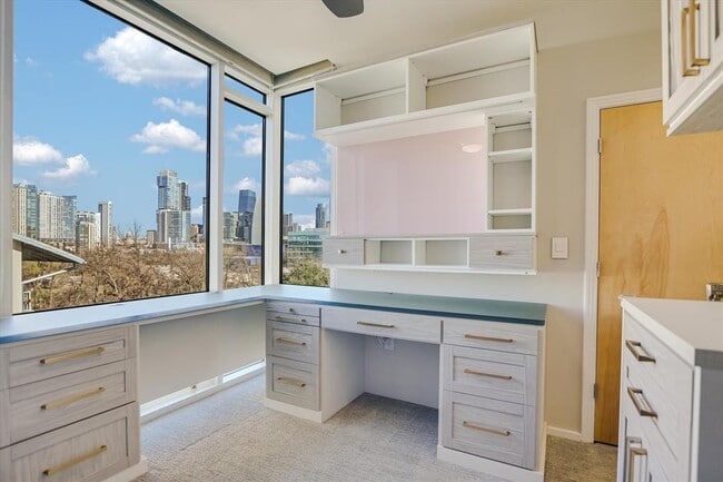 Building Photo - 1600 Barton Springs Rd