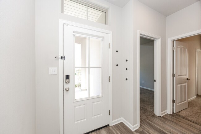 Foto del edificio - 4635 Mendocino Way