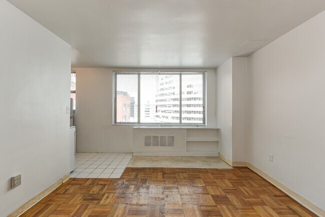 Foto del edificio - Charming & Bright Junior One Bedroom at River Place North