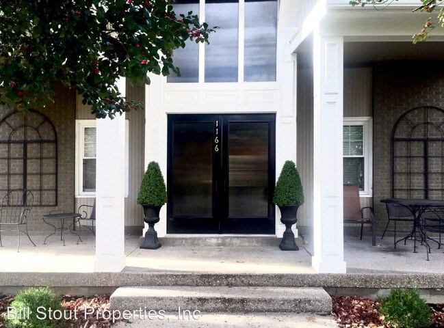 Foto del edificio - 1166 Castlevale Dr