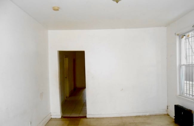 Building Photo - 818 S 18th St