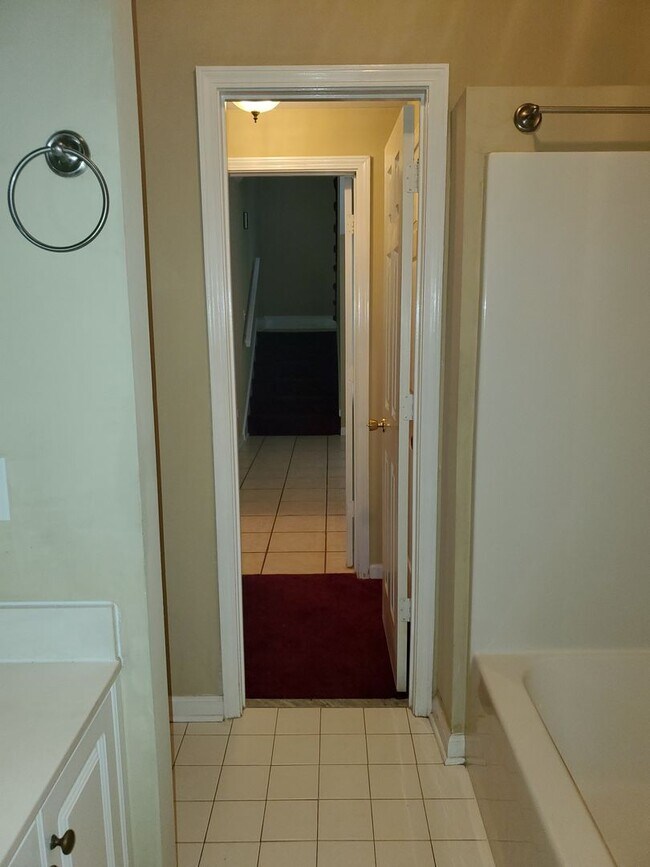 Foto del edificio - Beautiful 2 Bedroom 2 Bath Available 10/10...