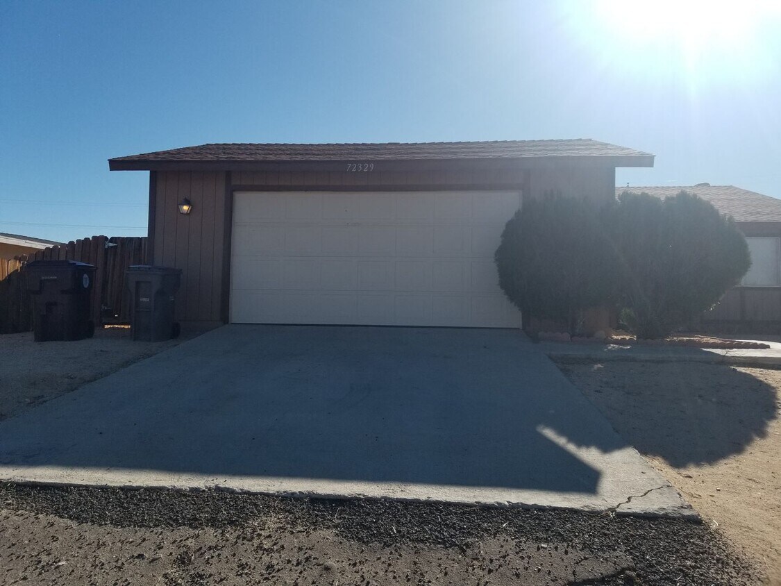 Primary Photo - 3-bedroom 2-bath with garage