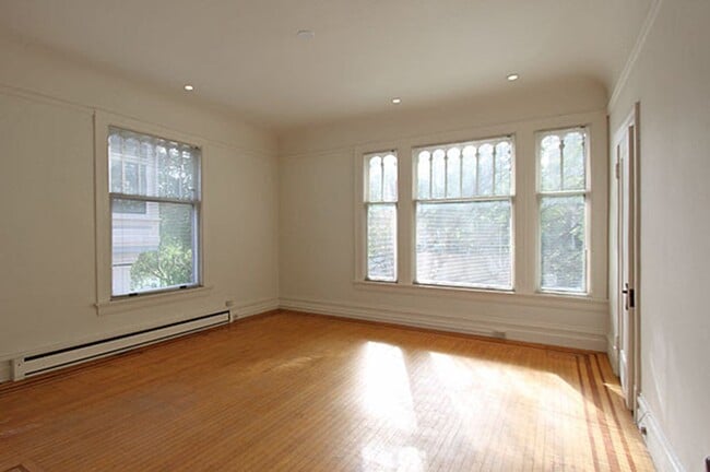 Photo - 304 Walnut St Apartment