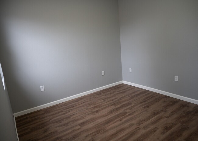 Foto del edificio - 813 N Main St