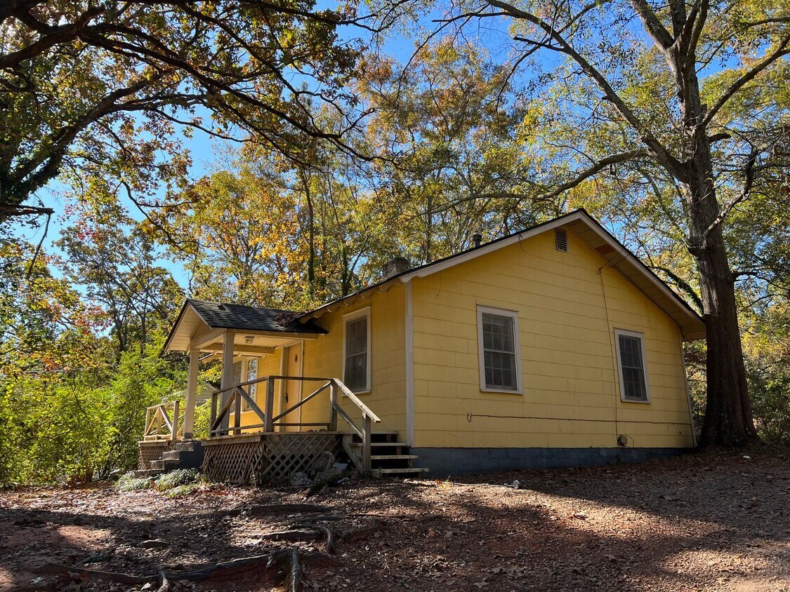 Foto principal - 2110 S Lumpkin St