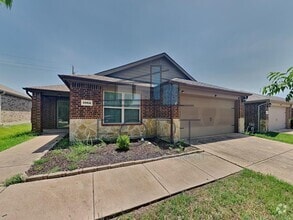 Building Photo - 1068 Churchill Dr