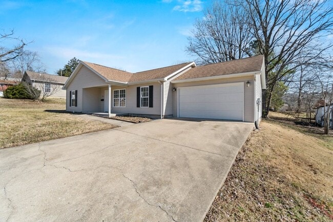 Building Photo - House In Jackson