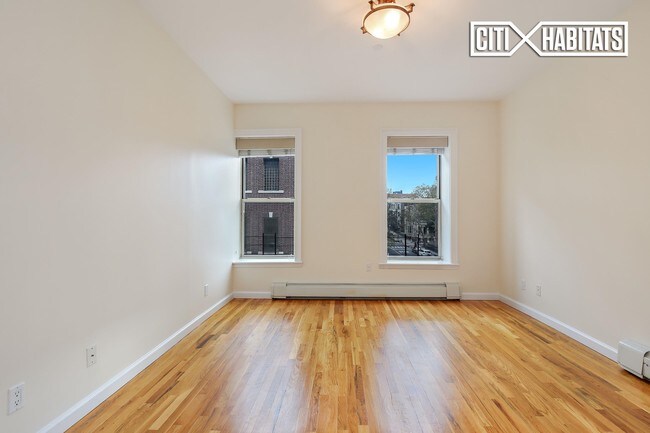 Foto del edificio - 370 Convent Ave